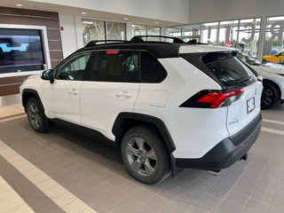 Toyota RAV4 XLE 2022 à Amos, Québec - 5 - w320h240px