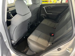 2022 Toyota RAV4 LE in Amos, Quebec - 6 - w320h240px