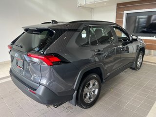 2023 Toyota RAV4 Hybrid XLE in Amos, Quebec - 4 - w320h240px