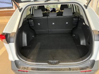 2024 Toyota RAV4 LE in Amos, Quebec - 4 - w320h240px