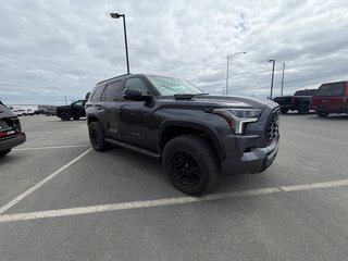 Toyota Sequoia Hybrid TRD PRO 2026 à Amos, Québec - 3 - w320h240px