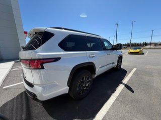 2026 Toyota Sequoia Hybrid PLATINUM in Amos, Quebec - 3 - w320h240px