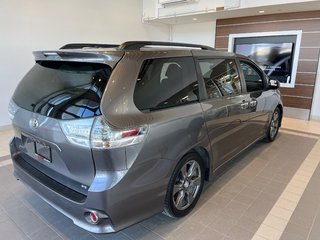 Toyota Sienna SE 2017 à Amos, Québec - 5 - w320h240px