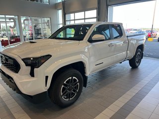 2024 Toyota Tacoma SR5 in Amos, Quebec - 4 - w320h240px
