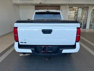 2024 Toyota Tacoma SR5 in Amos, Quebec - 6 - w320h240px