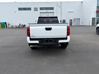 Toyota Tacoma SR5 2026 à Amos, Québec - 6 - w320h240px
