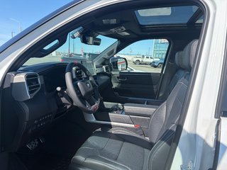 Toyota Tundra Hybrid LIMITED TRD OFF ROAD 2026 à Amos, Québec - 5 - w320h240px