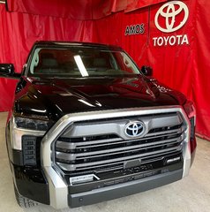 2022  TUNDRA HYBRID CREWMAX LIMITED in Amos, Quebec - 3 - w320h240px