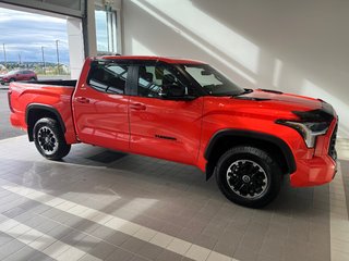 Toyota Tundra Limited Hybrid 2024 à Amos, Québec - 2 - w320h240px