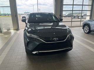 Toyota Venza HYBRIDE LIMITED 2023 à Amos, Québec - 2 - w320h240px