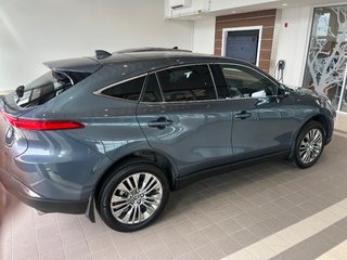 Toyota Venza HYBRIDE LIMITED 2023 à Amos, Québec - 5 - w320h240px