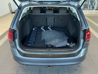 2017 Volkswagen Golf SportWagen S in Amos, Quebec - 5 - w320h240px