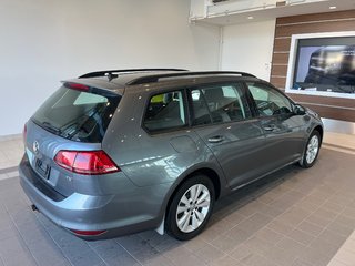 2017 Volkswagen Golf SportWagen S in Amos, Quebec - 3 - w320h240px