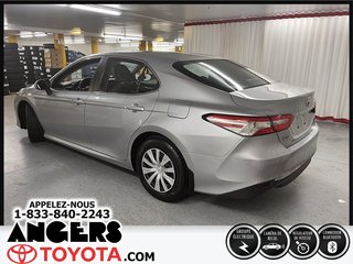2018  Camry L in Saint-Hyacinthe, Quebec - 6 - w320h240px