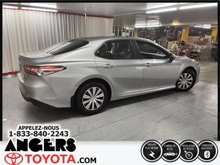 2018  Camry L in Saint-Hyacinthe, Quebec - 4 - w320h240px