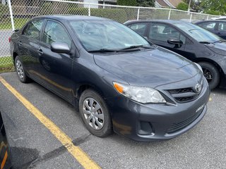 2012  Corolla CE in Saint-Hyacinthe, Quebec - 2 - w320h240px