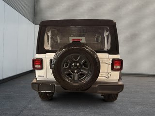 Jeep Wrangler Sport Climatiseur 2024 à Drummondville, Québec - 3 - w320h240px