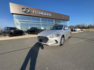Hyundai Elantra LE 2017 à Bathurst, Nouveau-Brunswick - 3 - w320h240px