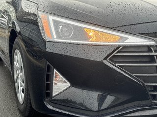 Hyundai Elantra Essential 2020 à Bathurst, Nouveau-Brunswick - 3 - w320h240px