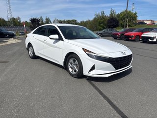 2021 Hyundai Elantra Essential in Bathurst, New Brunswick - 3 - w320h240px