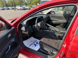 2022 Hyundai Elantra Preferred in Bathurst, New Brunswick - 5 - w320h240px