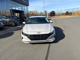 2023 Hyundai Elantra Essential in Bathurst, New Brunswick - 2 - w320h240px