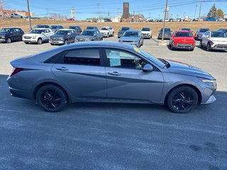 Hyundai Elantra Preferred 2023 à Bathurst, Nouveau-Brunswick - 3 - w320h240px