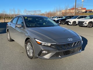 2025 Hyundai Elantra Preferred IVT in Bathurst, New Brunswick - 3 - w320h240px