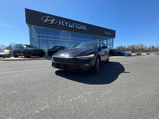 2025 Hyundai Elantra Luxury IVT w/Two-Tone Interior in Bathurst, New Brunswick - 3 - w320h240px