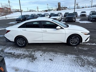 Hyundai Elantra Preferred IVT 2026 à Bathurst, Nouveau-Brunswick - 4 - w320h240px
