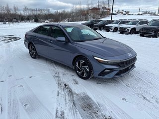 2026 Hyundai Elantra Luxury IVT w/Two-Tone Interior in Bathurst, New Brunswick - 6 - w320h240px