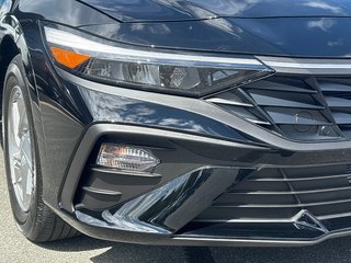 2026 Hyundai Elantra Essential IVT in Bathurst, New Brunswick - 3 - w320h240px