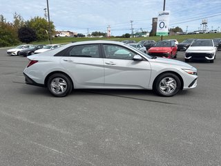 2026 Hyundai Elantra Essential IVT in Bathurst, New Brunswick - 6 - w320h240px