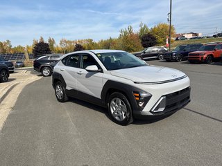 Hyundai Kona 2.0L Essential FWD 2026 à Bathurst, Nouveau-Brunswick - 3 - w320h240px