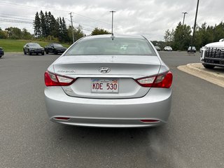 Sonata GLS 2011 à Bathurst, Nouveau-Brunswick - 5 - w320h240px