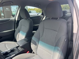 Hyundai Sonata GL 2012 à Bathurst, Nouveau-Brunswick - 6 - w320h240px