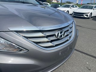 Hyundai Sonata GL 2012 à Bathurst, Nouveau-Brunswick - 5 - w320h240px