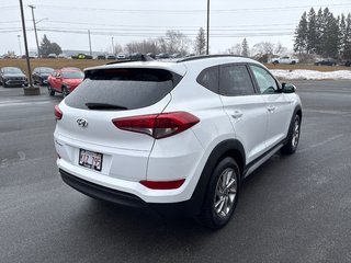 2018 Hyundai Tucson SE in Bathurst, New Brunswick - 5 - w320h240px