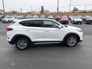 2018 Hyundai Tucson SE in Bathurst, New Brunswick - 4 - w320h240px