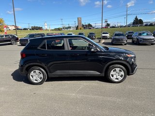 2022 Hyundai Venue Essential in Bathurst, New Brunswick - 5 - w320h240px