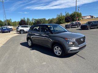 2025 Hyundai Venue Essential IVT w/Two-Tone in Bathurst, New Brunswick - 3 - w320h240px