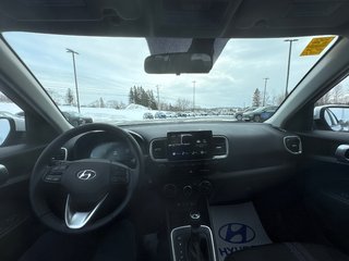 2026 Hyundai Venue Preferred IVT w/Two-Tone in Bathurst, New Brunswick - 6 - w320h240px