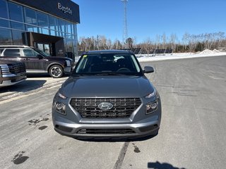 Hyundai Venue Essential IVT 2026 à Bathurst, Nouveau-Brunswick - 2 - w320h240px