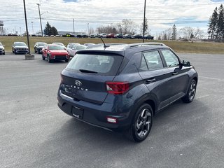 2026 Hyundai Venue Ultimate IVT w/Denim Interior in Bathurst, New Brunswick - 4 - w320h240px