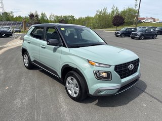 2026 Hyundai Venue Essential IVT w/Two-Tone in Bathurst, New Brunswick - 4 - w320h240px