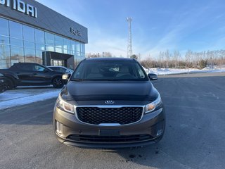 2016 Kia Sedona L in Bathurst, New Brunswick - 2 - w320h240px