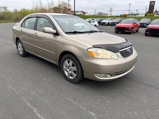 2006 Toyota Corolla in Bathurst, New Brunswick - 4 - w320h240px