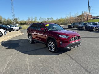 2020 Toyota RAV4 XLE in Bathurst, New Brunswick - 5 - w320h240px
