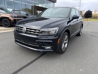 2019  Tiguan Highline Rline in Bathurst, New Brunswick - 2 - w320h240px