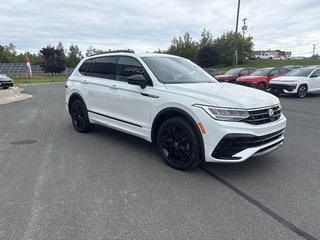 2022 Volkswagen Tiguan Comfortline R-Line Black Edition in Bathurst, New Brunswick - 5 - w320h240px